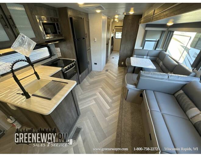 2022 Salem 32BHDS Travel Trailer at Greeneway RV Sales & Service STOCK# 11175A Photo 10