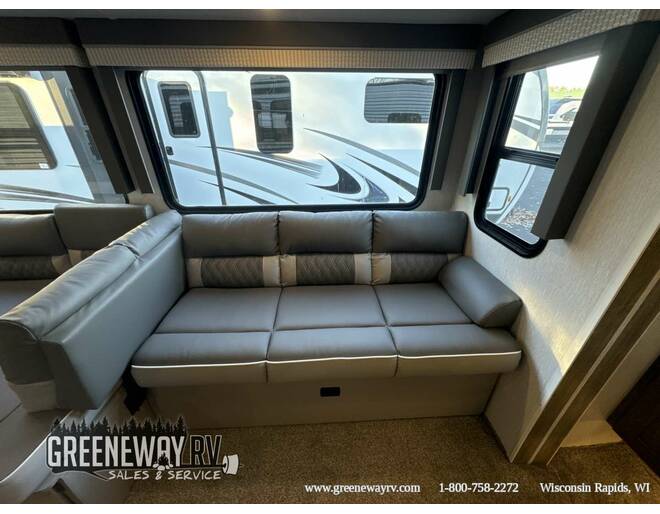 2022 Salem 32BHDS Travel Trailer at Greeneway RV Sales & Service STOCK# 11175A Photo 17