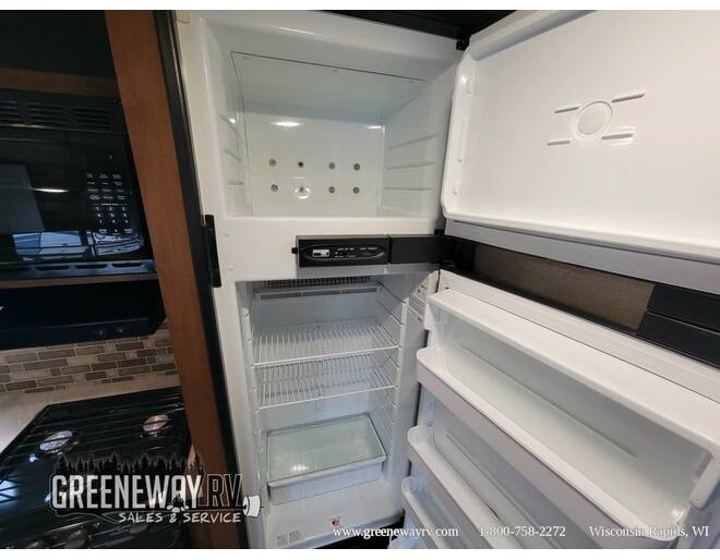 2015 Jayco Jay Flight 32TSBH Travel Trailer at Greeneway RV Sales & Service STOCK# 11140A Photo 19