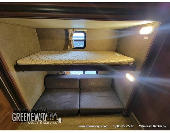 2015 Jayco Jay Flight 32TSBH Travel Trailer at Greeneway RV Sales & Service STOCK# 11140A Photo 24