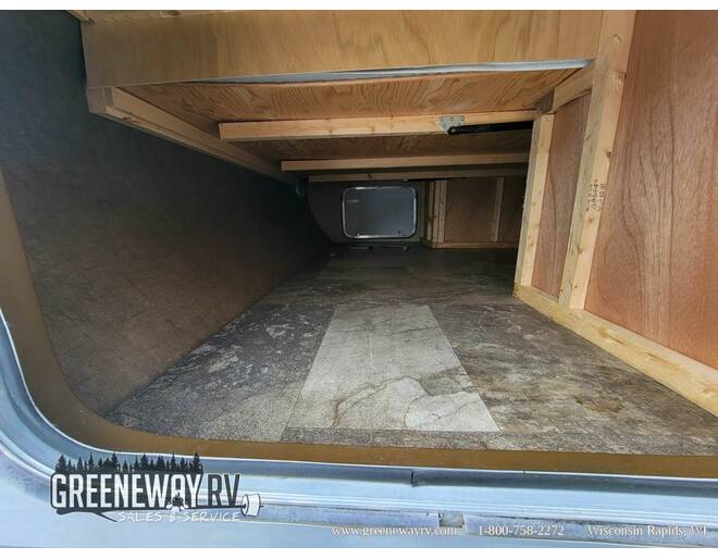 2015 Jayco Jay Flight 32TSBH Travel Trailer at Greeneway RV Sales & Service STOCK# 11140A Photo 3