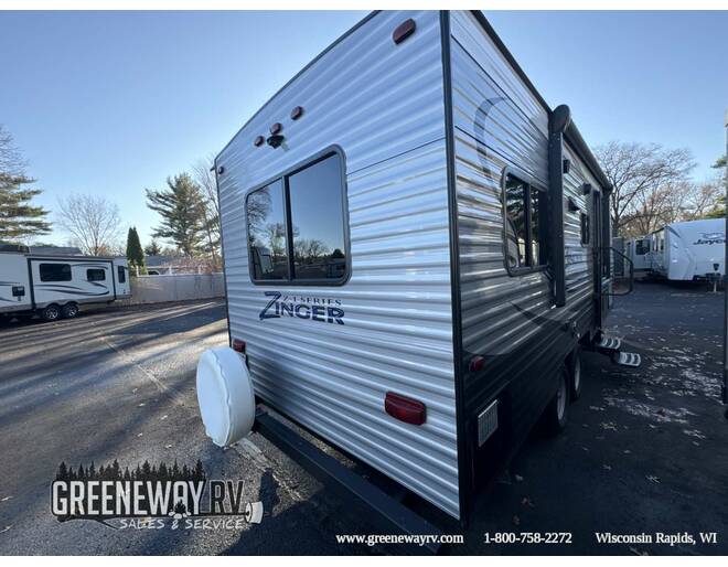 2017 CrossRoads Zinger Z-1 211RD Travel Trailer at Greeneway RV Sales & Service STOCK# 10618A Photo 5