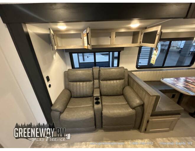 2025 Palomino Puma 31QBBH Travel Trailer at Greeneway RV Sales & Service STOCK# 11249 Photo 13