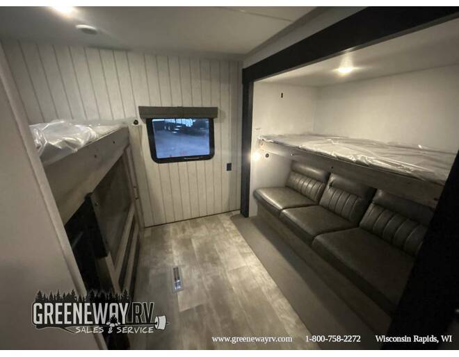 2025 Palomino Puma 31QBBH Travel Trailer at Greeneway RV Sales & Service STOCK# 11249 Photo 22