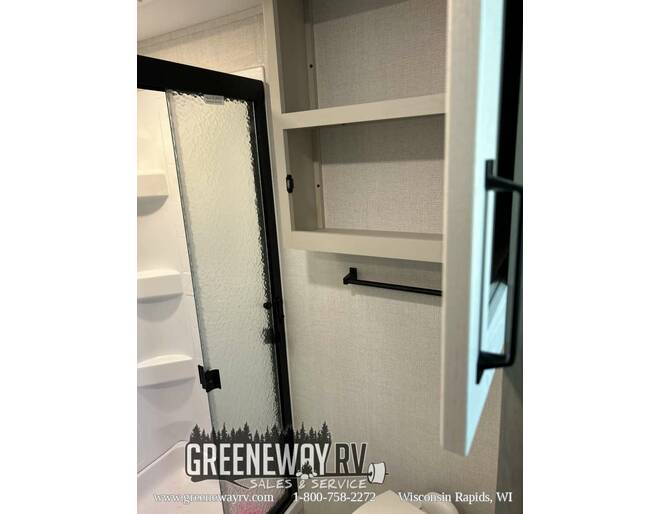 2025 Grand Design Reflection 150 260RD Fifth Wheel at Greeneway RV Sales & Service STOCK# 11250 Photo 21