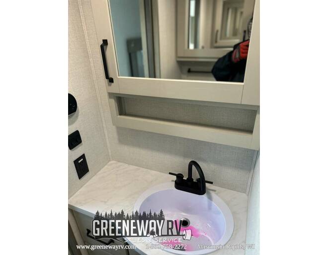 2025 Grand Design Reflection 150 260RD Fifth Wheel at Greeneway RV Sales & Service STOCK# 11250 Photo 22