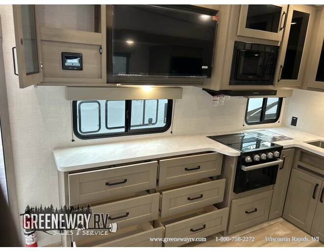 2025 Grand Design Reflection 100 Series 27BH Fifth Wheel at Greeneway RV Sales & Service STOCK# 11251 Photo 13