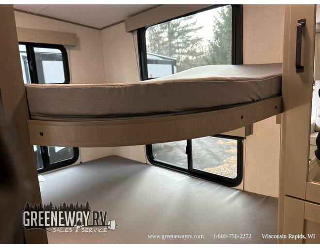 2025 Grand Design Reflection 100 Series 27BH Fifth Wheel at Greeneway RV Sales & Service STOCK# 11251 Photo 18