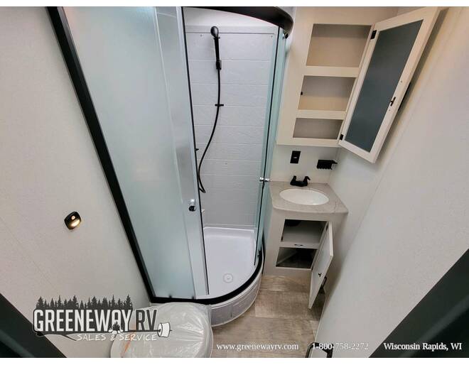 2025 Palomino Puma 32BHQS Travel Trailer at Greeneway RV Sales & Service STOCK# 11253 Photo 23