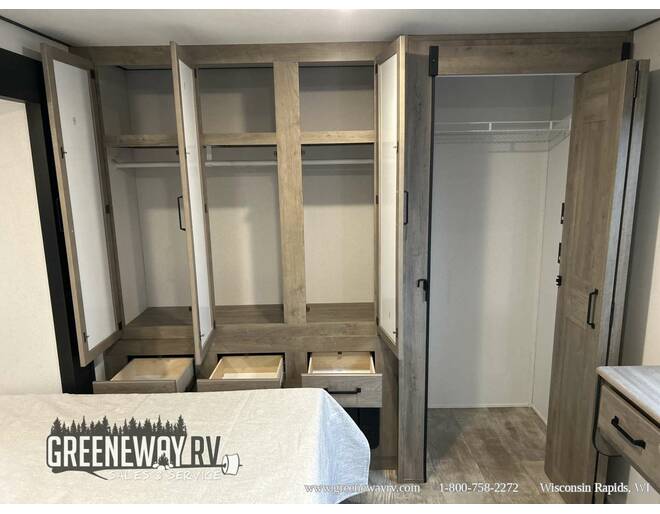 2025 Palomino Puma Destination Loft 401RLFT Travel Trailer at Greeneway RV Sales & Service STOCK# 11257 Photo 28