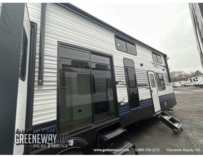 2025 Palomino Puma Destination Loft 401RLFT Travel Trailer at Greeneway RV Sales & Service STOCK# 11257 Photo 6