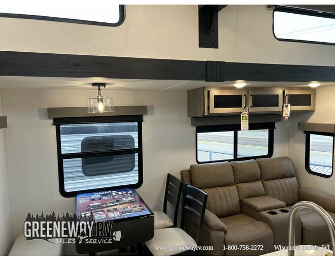 2025 Palomino Puma Destination Loft 401RLFT Travel Trailer at Greeneway RV Sales & Service STOCK# 11257 Photo 8