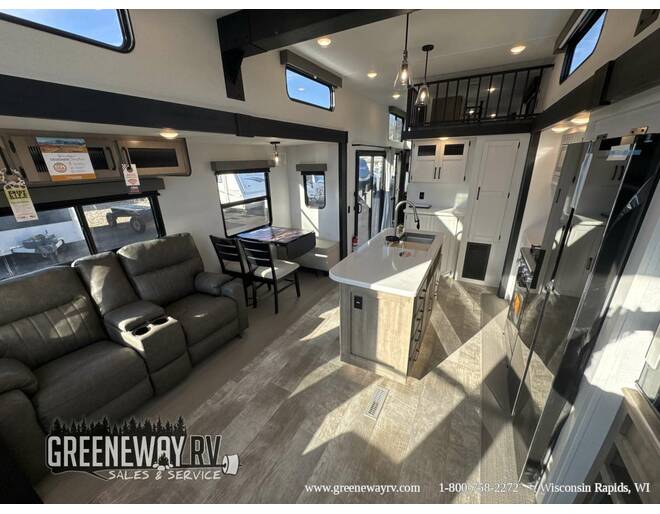 2025 Palomino Puma Destination Loft 402LFT Travel Trailer at Greeneway RV Sales & Service STOCK# 11258 Photo 9