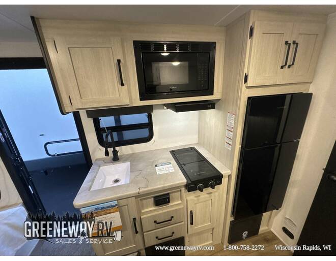 2025 Palomino Puma Camping Edition 16BHCE Travel Trailer at Greeneway RV Sales & Service STOCK# 11263 Photo 10