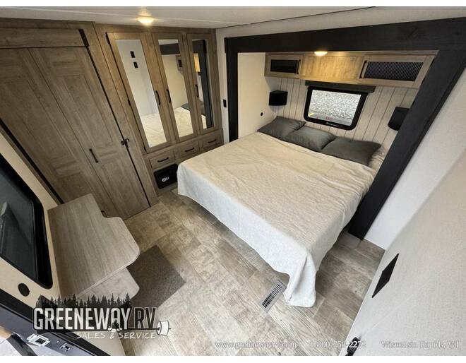 2025 Palomino Puma Destination Loft 403LFT Travel Trailer at Greeneway RV Sales & Service STOCK# 11272 Photo 34