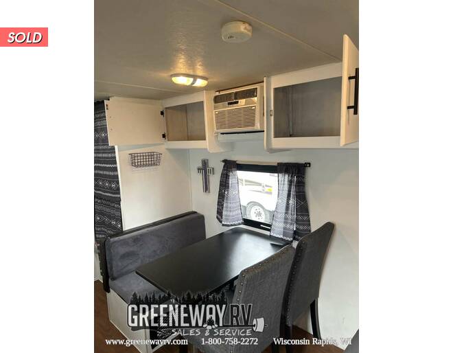 2014 Wildwood X-Lite FS 195BH Travel Trailer at Greeneway RV Sales & Service STOCK# 11118B Photo 8