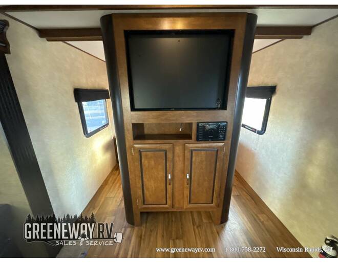 2016 Vibe 272BHS Travel Trailer at Greeneway RV Sales & Service STOCK# 11031A Photo 18