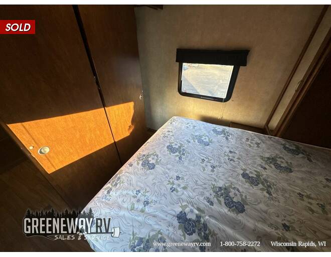 2016 Vibe 272BHS Travel Trailer at Greeneway RV Sales & Service STOCK# 11031A Photo 22