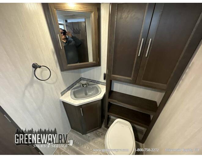 2019 Cherokee Grey Wolf 23MK Travel Trailer at Greeneway RV Sales & Service STOCK# 11136A Photo 17