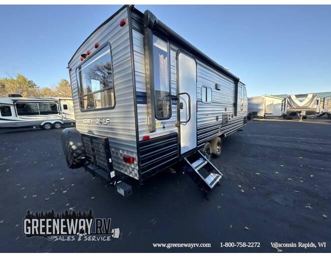 2019 Cherokee Grey Wolf 23MK Travel Trailer at Greeneway RV Sales & Service STOCK# 11136A Photo 6