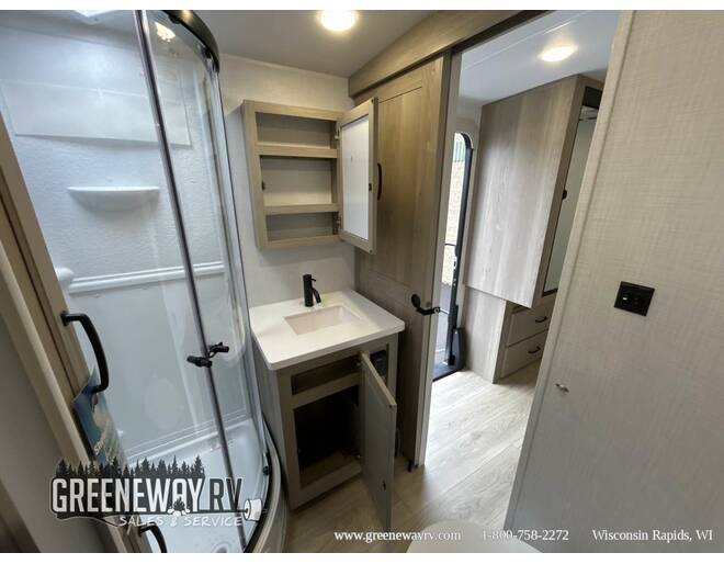 2025 Flagstaff Super Lite 26FKBS Travel Trailer at Greeneway RV Sales & Service STOCK# 11292 Photo 17