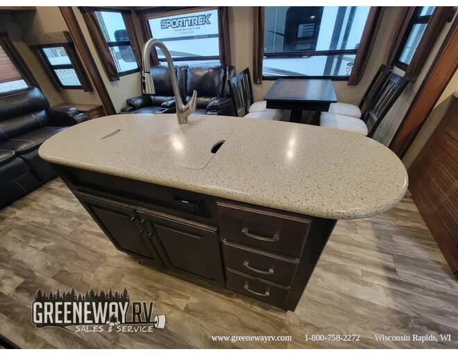 2018 Grand Design Reflection 297RSTS Travel Trailer at Greeneway RV Sales & Service STOCK# 11242A Photo 18