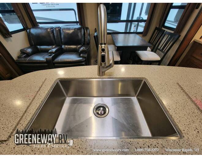 2018 Grand Design Reflection 297RSTS Travel Trailer at Greeneway RV Sales & Service STOCK# 11242A Photo 19