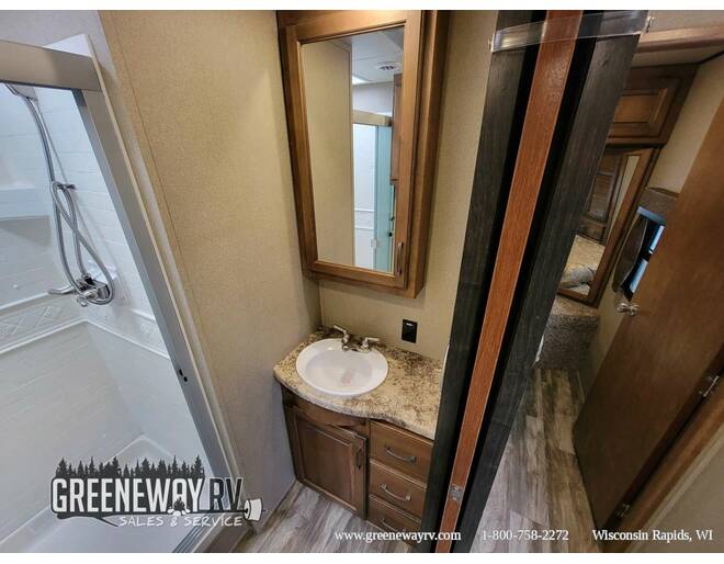 2018 Grand Design Reflection 297RSTS Travel Trailer at Greeneway RV Sales & Service STOCK# 11242A Photo 20