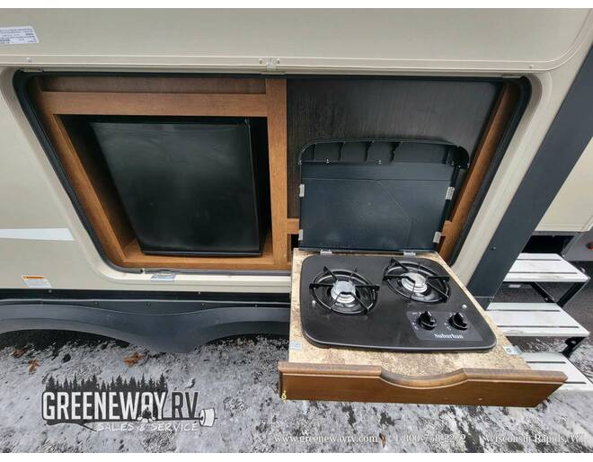 2018 Grand Design Reflection 297RSTS Travel Trailer at Greeneway RV Sales & Service STOCK# 11242A Photo 8