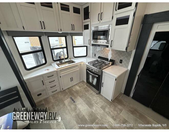 2025 Palomino Puma Destination Loft 403LFT Travel Trailer at Greeneway RV Sales & Service STOCK# 11299 Photo 15