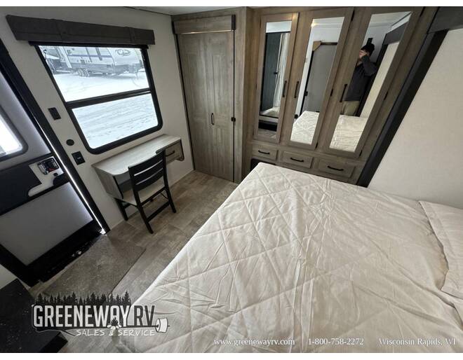 2025 Palomino Puma Destination Loft 403LFT Travel Trailer at Greeneway RV Sales & Service STOCK# 11299 Photo 36