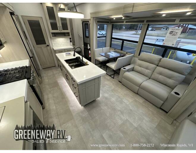 2025 Grand Design Solitude 310GK Fifth Wheel at Greeneway RV Sales & Service STOCK# 11304 Photo 15