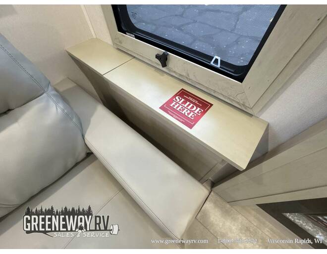 2025 Grand Design Solitude 310GK Fifth Wheel at Greeneway RV Sales & Service STOCK# 11304 Photo 18